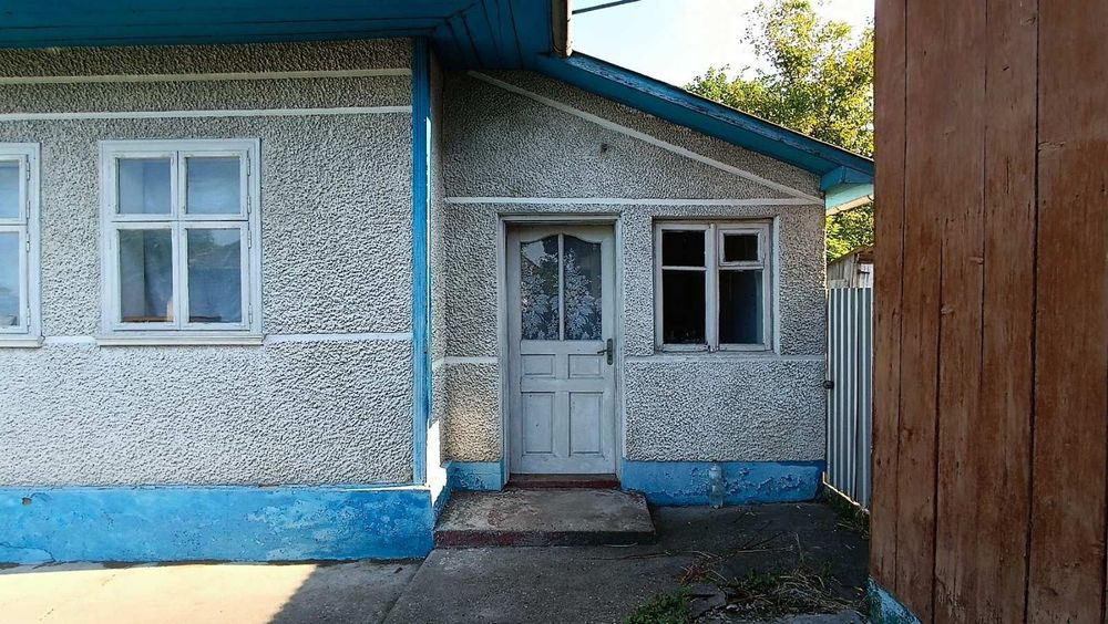 Продам приватизований  будинок в с.Горішні Шерівці