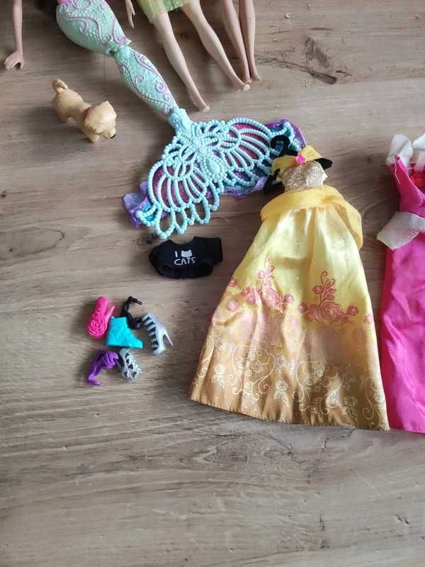 Duży Zestaw 6 Barbie 2 Keny plus szafa