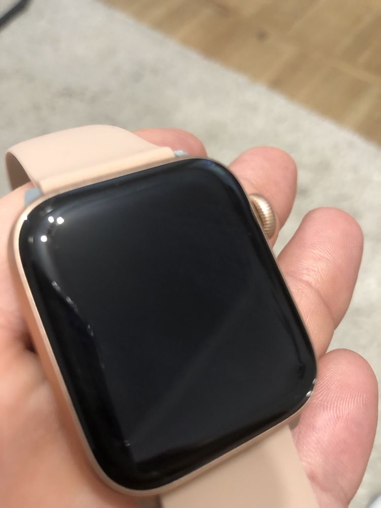 Apple Watch 4 Gold