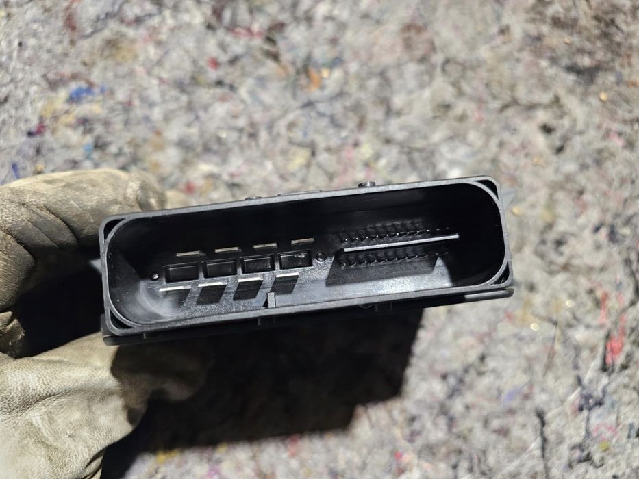 Moduł sterownik hamulca ręcznego A4 B8 A5 8T Q5 EU