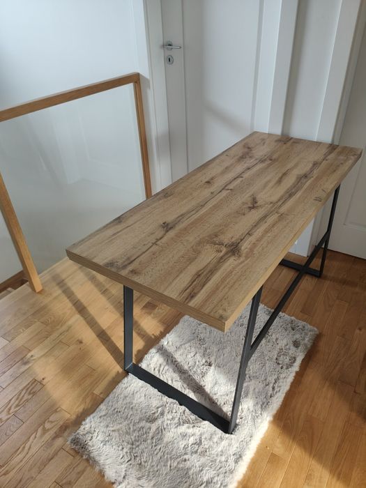 Biurko 140 x 60 x 76