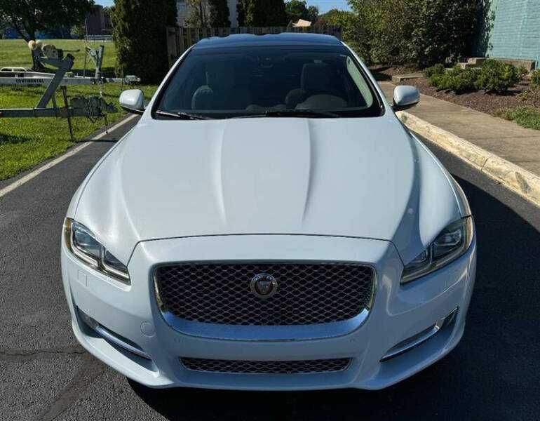 2016  Jaguar  XJL