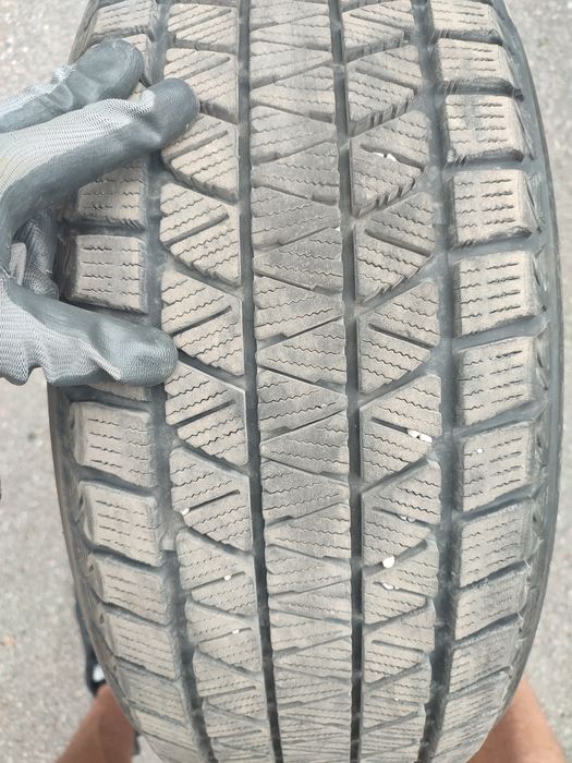 Blizzak dm-v3 235/55/r19