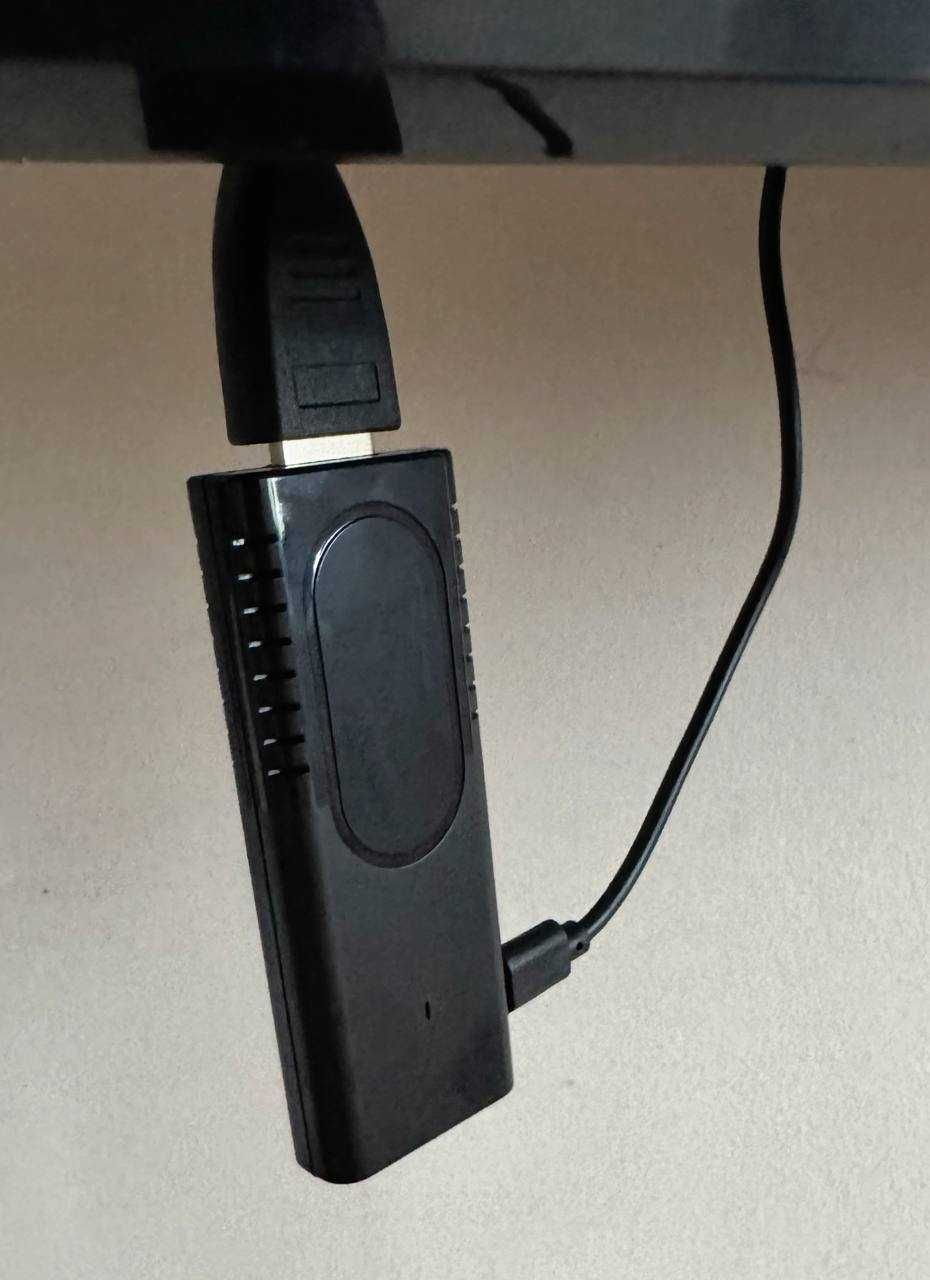 Телевізор Samsung UE32EH4003 32”