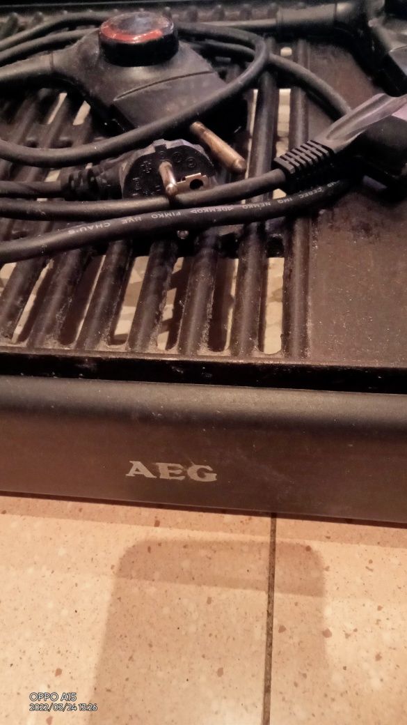 Grill elektryczny AEG