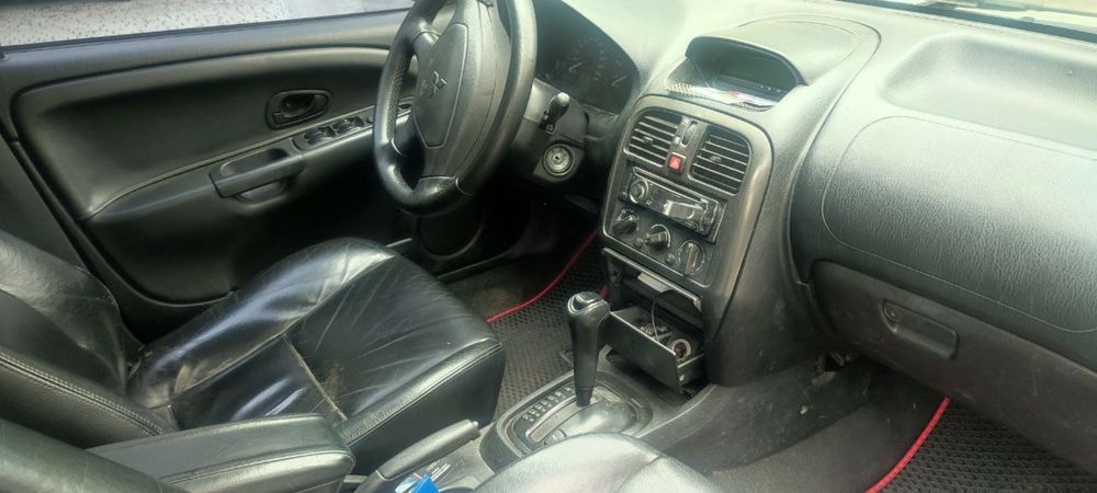Mitsubishi carizma 2002 Міцубісі кврізма