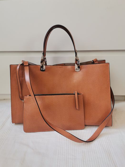 Elegancka karmelowa torebka Zary na A4