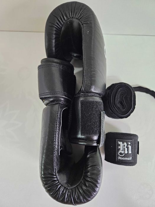 НОВЫЕ Кожаные боксерские перчатки битки Gapo и кистевые бинты Roomaif