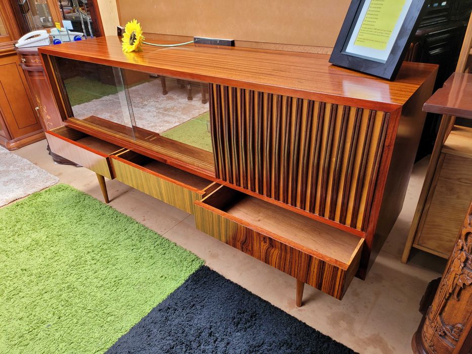 Aparador vintage - Totalmente restaurado