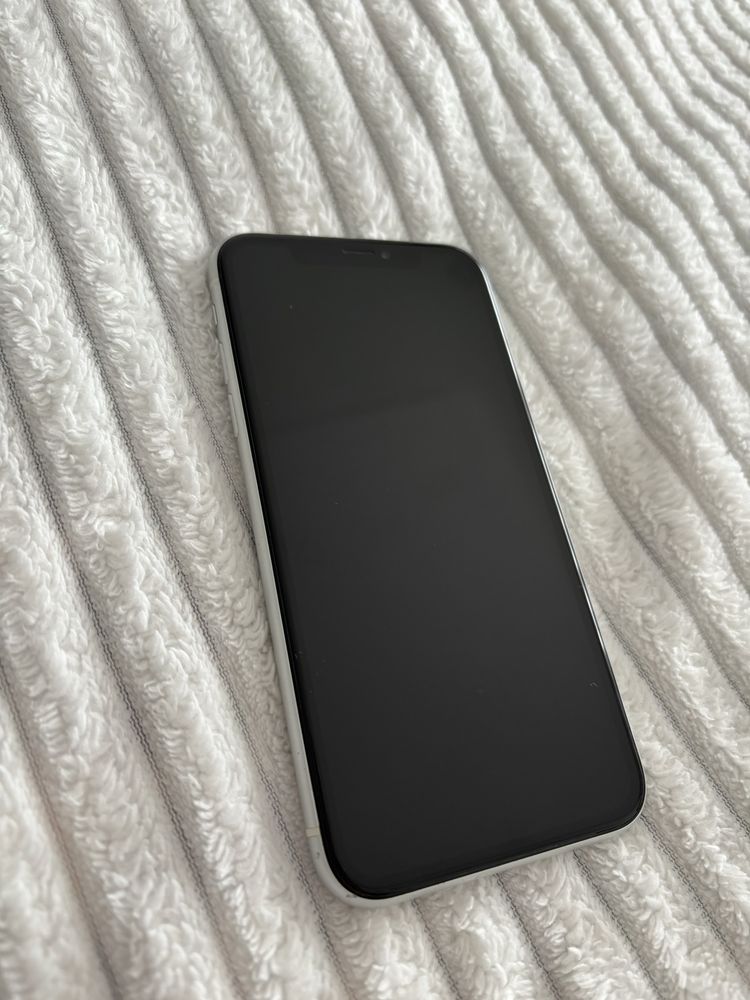 Iphone Xr 64gb com fones de origem