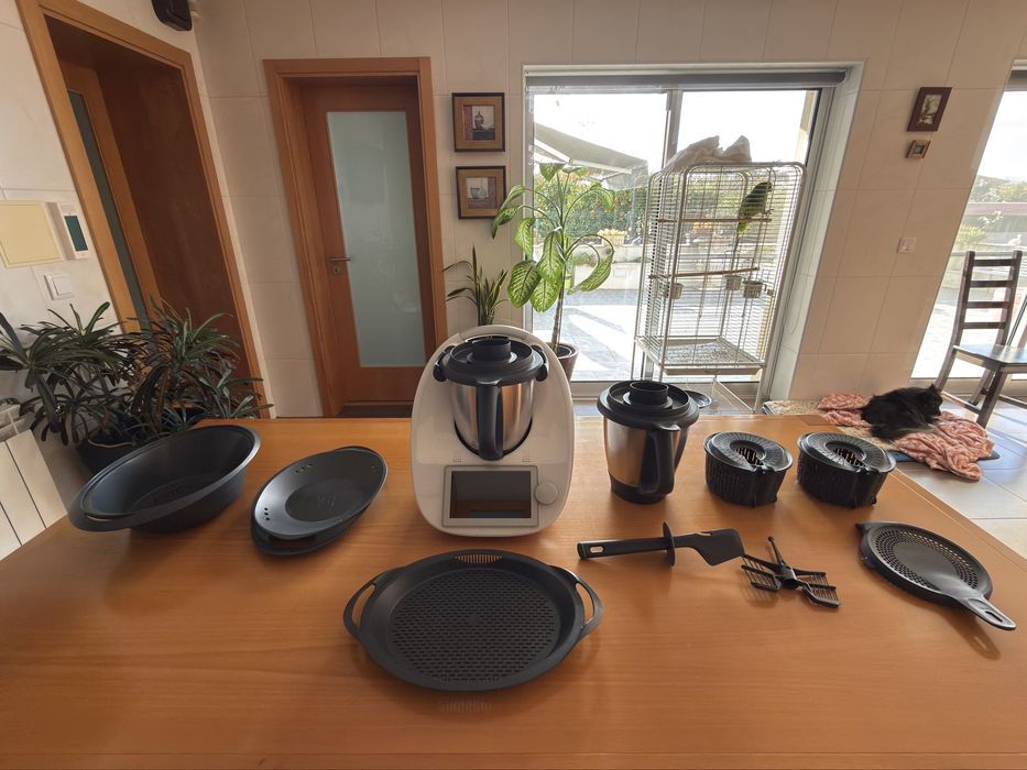 Bimby TM6 excelente estado + todos acessórios