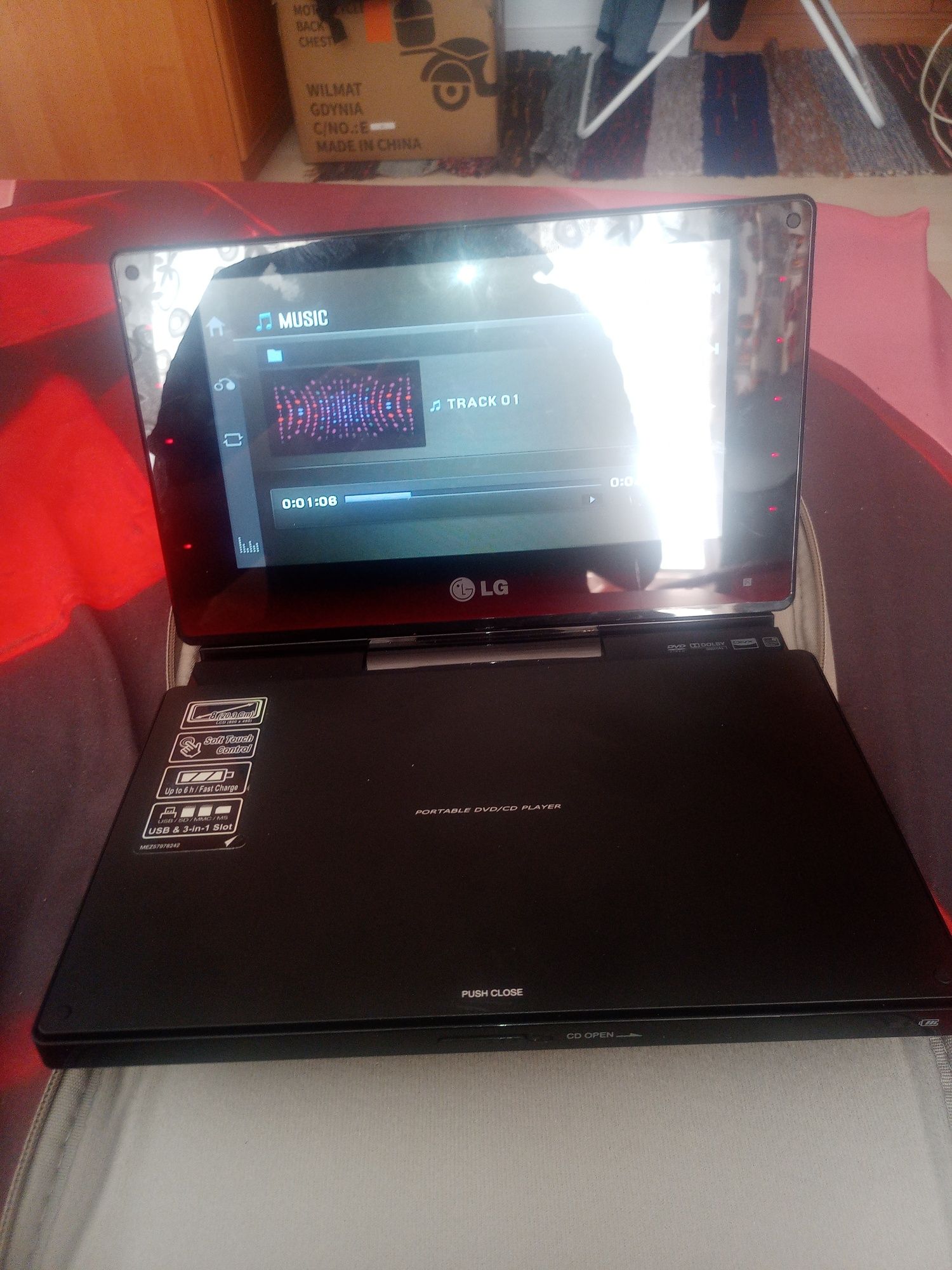 Sprzedam tanio fajne dvd lg DP581B z ekranem 8 cala USB karty sd spraw
