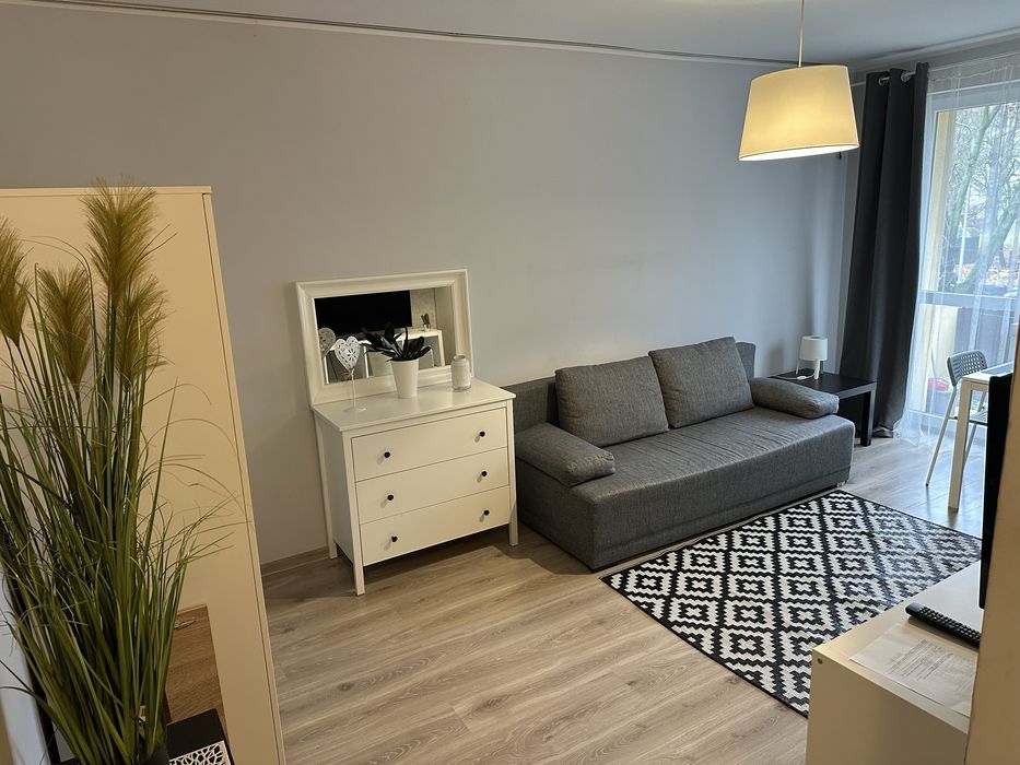 Przytulna kawalerka z balkonem