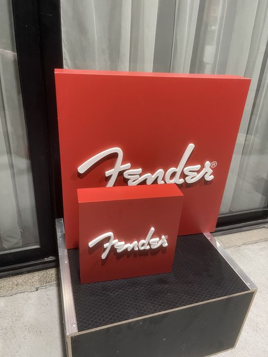 Artigos Decorativos Fender