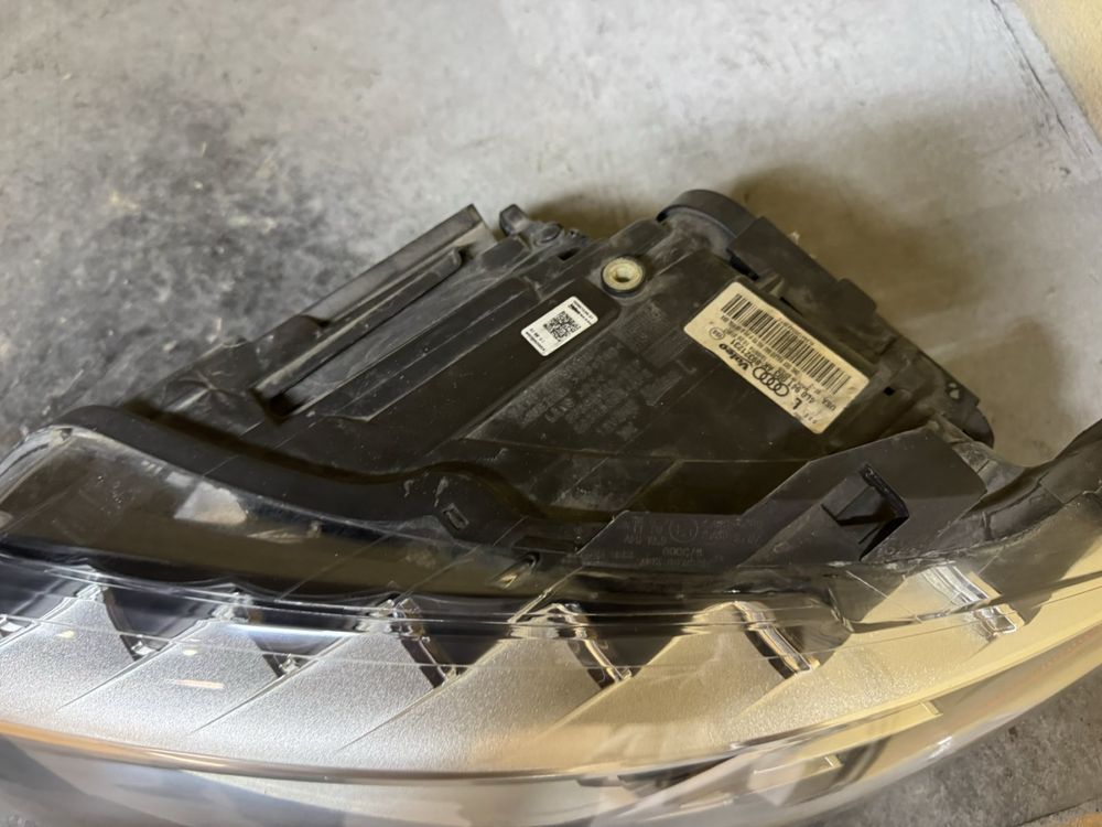 Фара audi q7 4l 09-15 4l0941003ak ліва