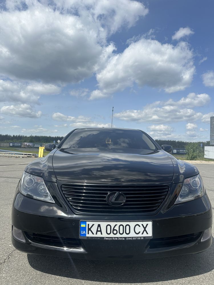 lexus ls460 long