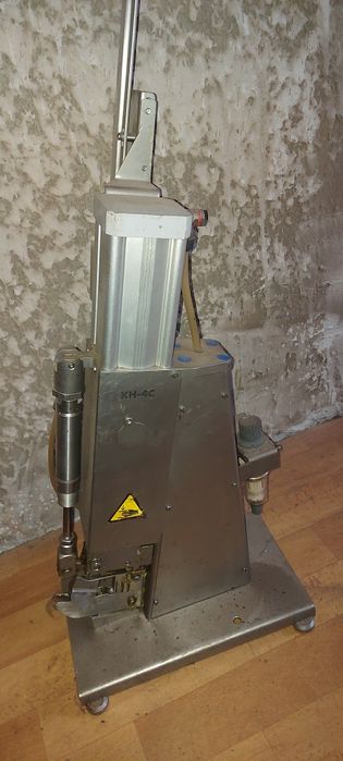 Кліпсатор пневматичний КН-4С