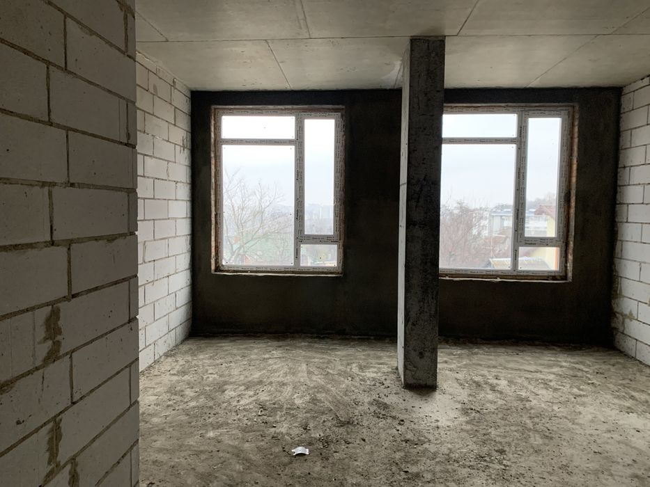 Продаж 1к квартири 44 кв. м на вул. Івана Богуна 27А