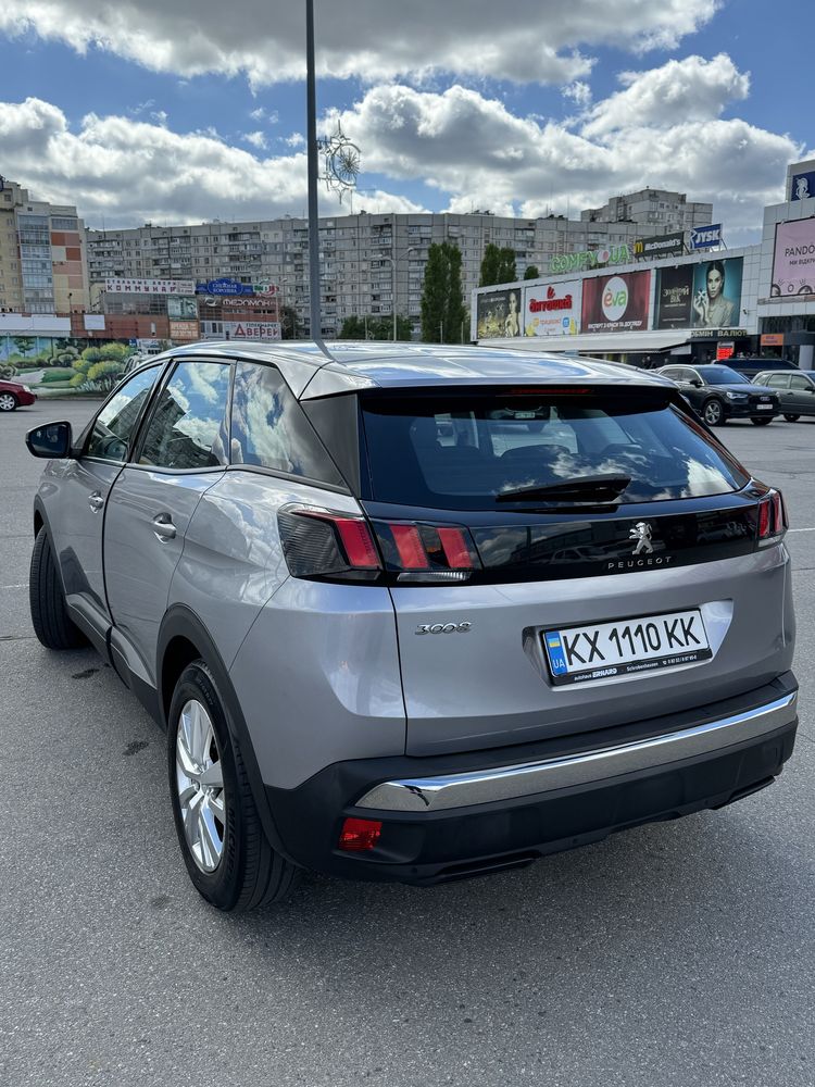 PEUGEOT 3008 2018