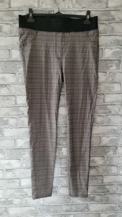 Spodnie w kratę z materiału z domieszką elastanu