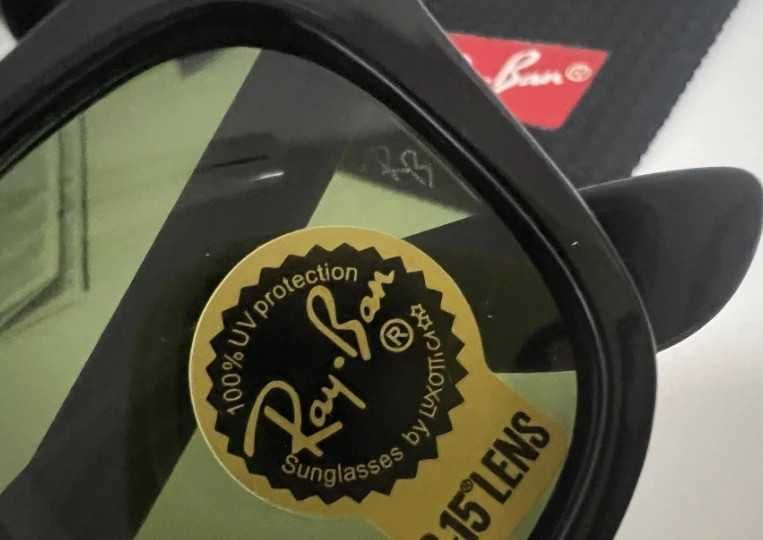 Black/Green Wayfarer Sunglasses Ray-Ban