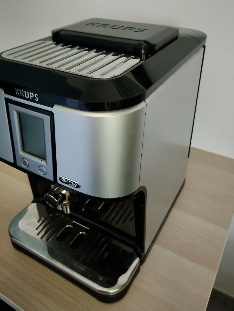 Krups quattro force ekspres ciśnieniowy stan bdb