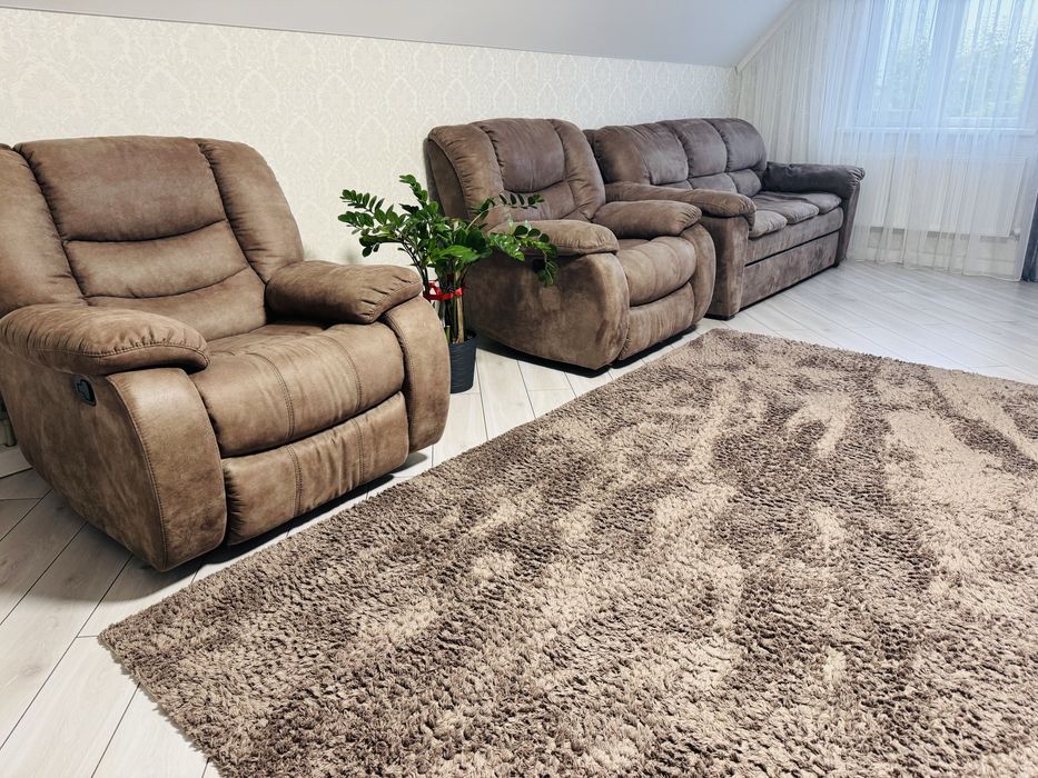 Набір мʼяких меблів для вітальні