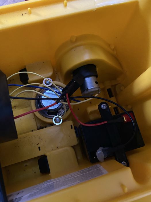 Десткая машина, каталка !