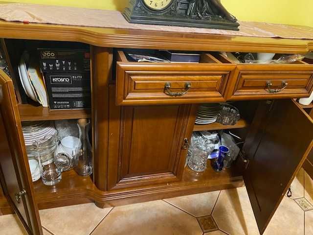 Komoda stylowa do salonu wyprzedaz