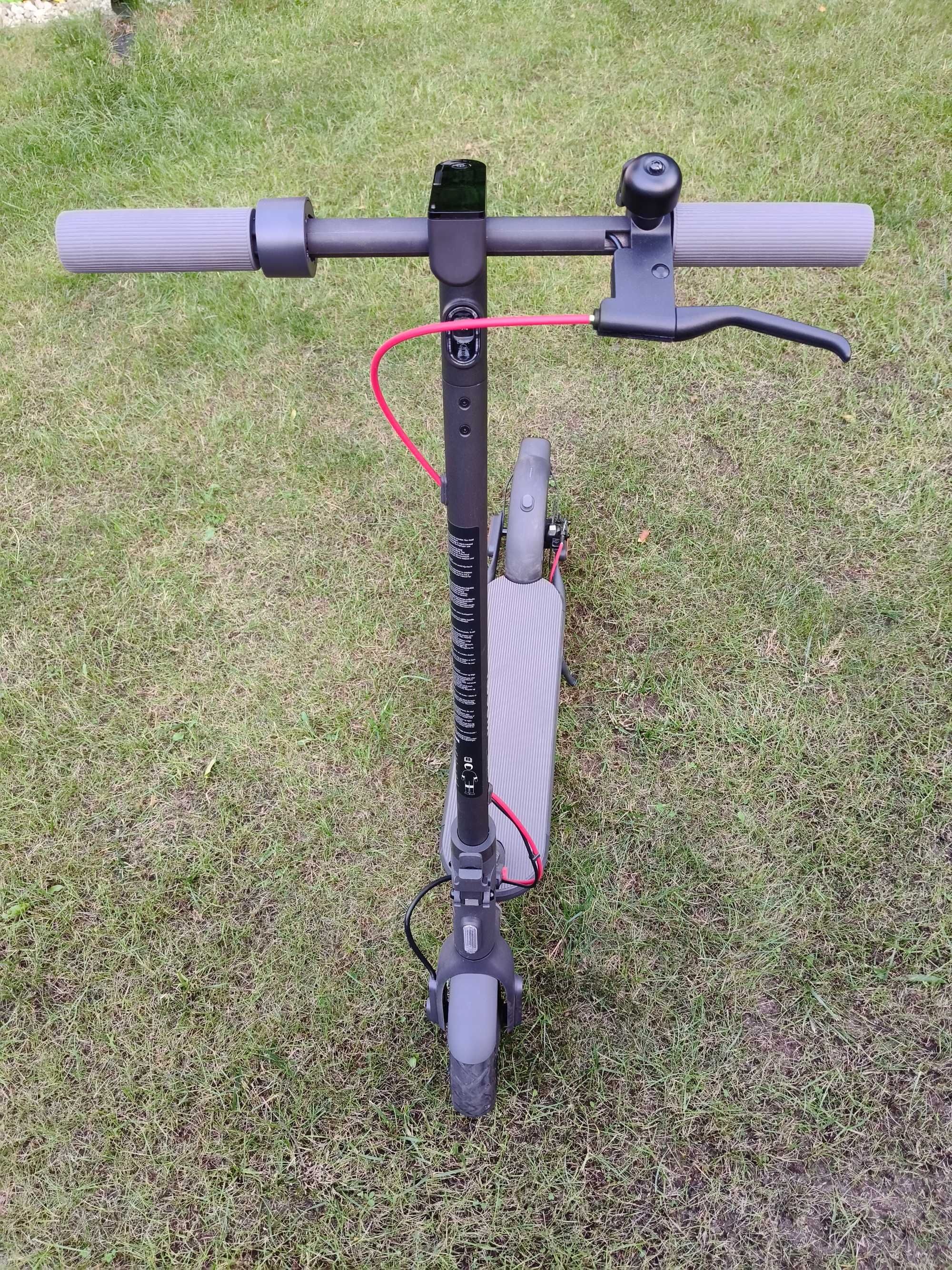 Hulajnoga elektryczna XIAOMI Scooter 4 NE 35km