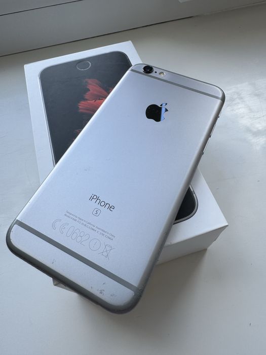 iPhone 6S 16 ГБ батарея 98%