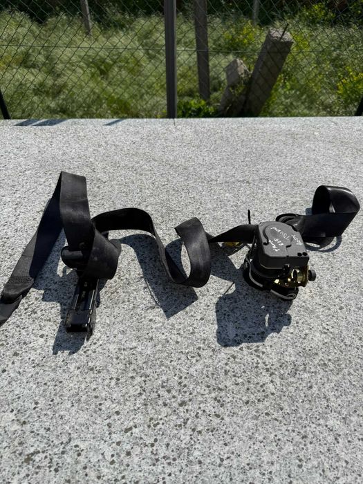 Cinto seguranca Frente Direita - VW Touran - 33.0140.51