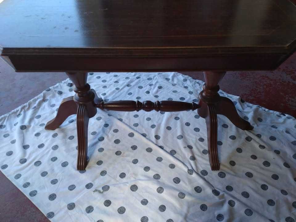 Mesa de centro - Antiga