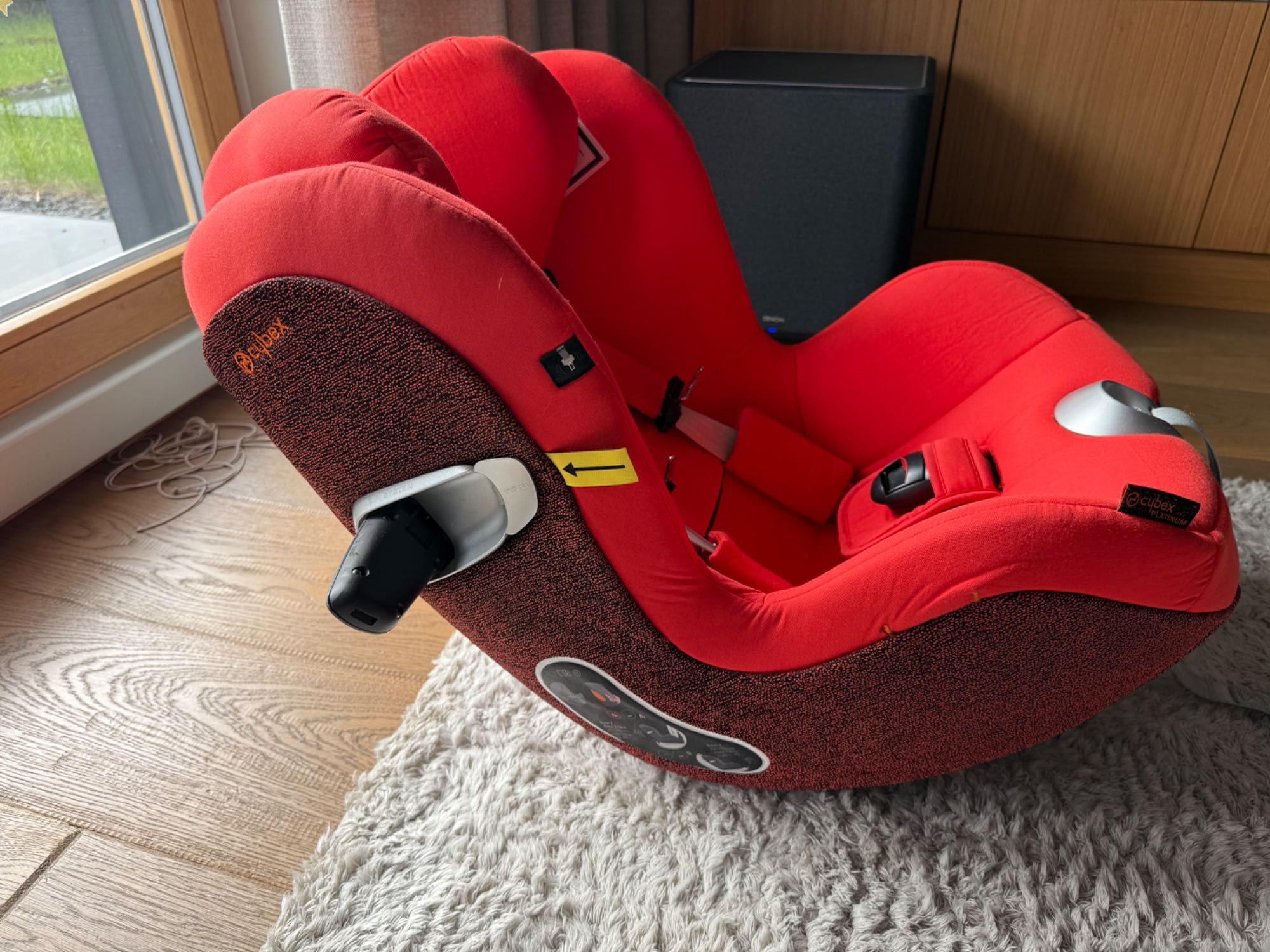 Cybex Sirona Z i-size plus z BAZĄ obrotową (uprany)