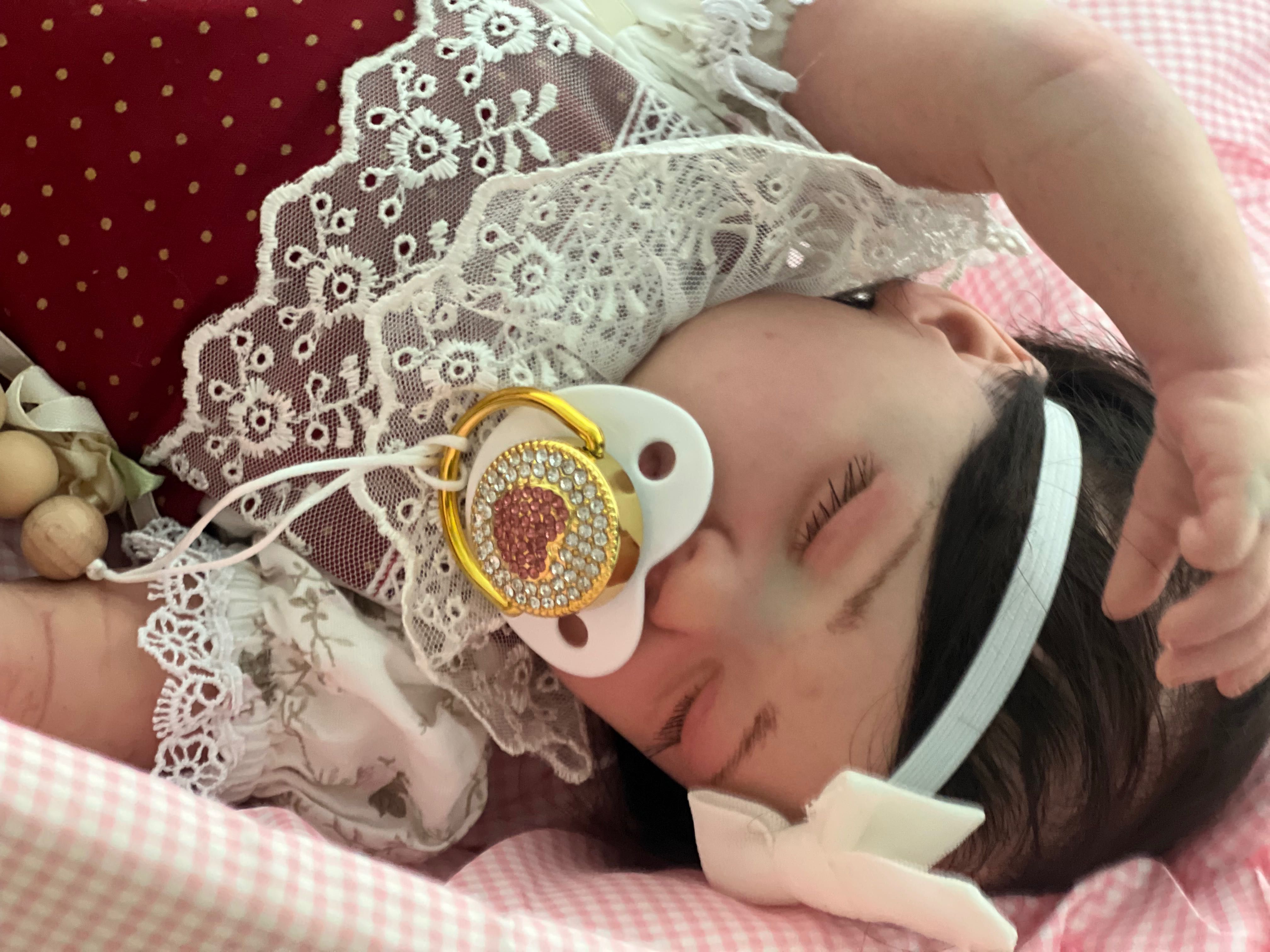 Bebê reborn realista , com toda técnica feita pela arte .