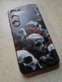 Etui na telefon Samsung Galaxy  S23  czarne czaszki i czerwona roza