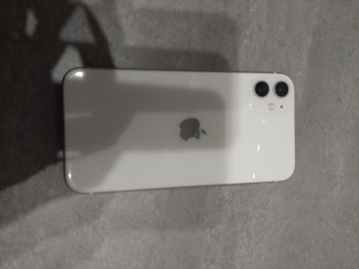 Iphon 11 64 gb stan bdb