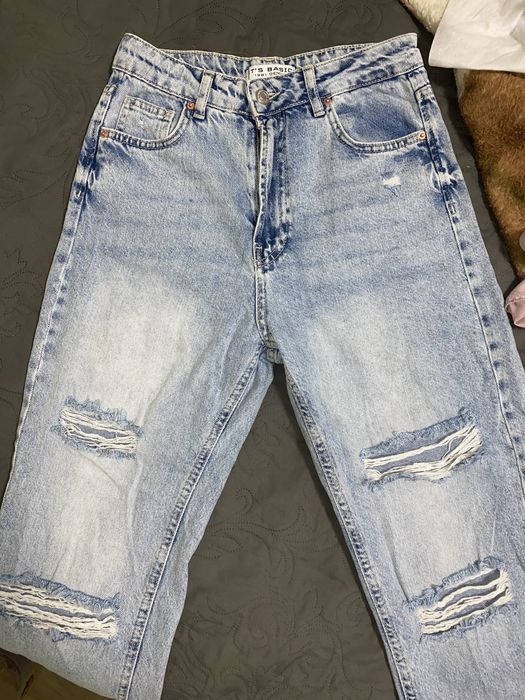 Джинсы МОМ, в идеальном состояние
