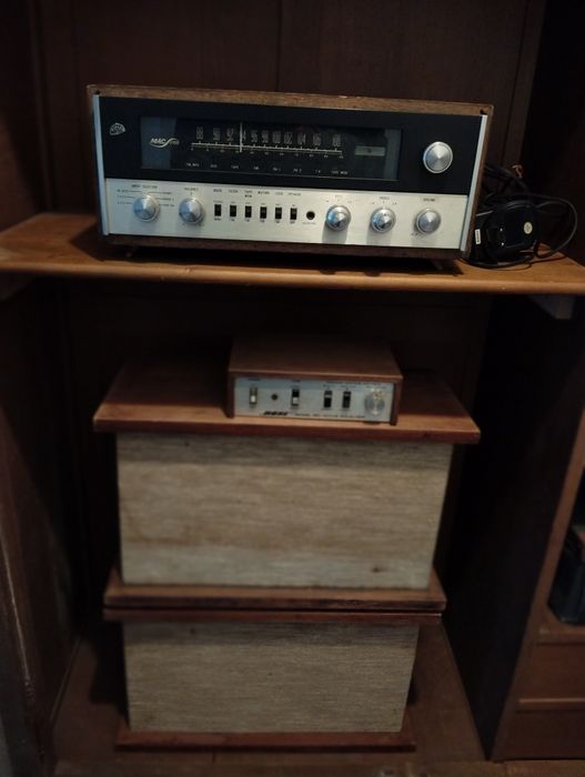 Mac INTOSH 1700 BOSE 911 vintage