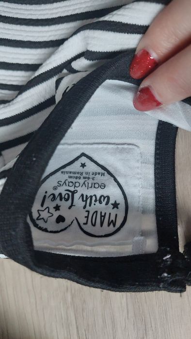 4 sukienki 68 H&M świąteczne czerwona biało czarna szara