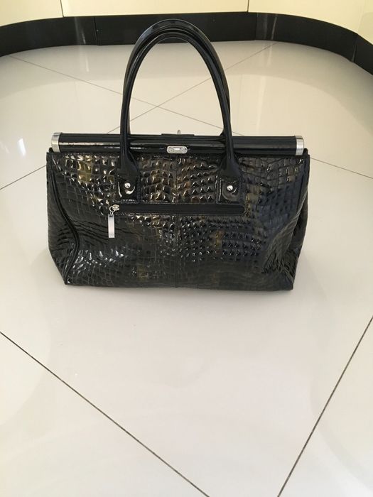 Duża torebka Kazar skóra lakierowana