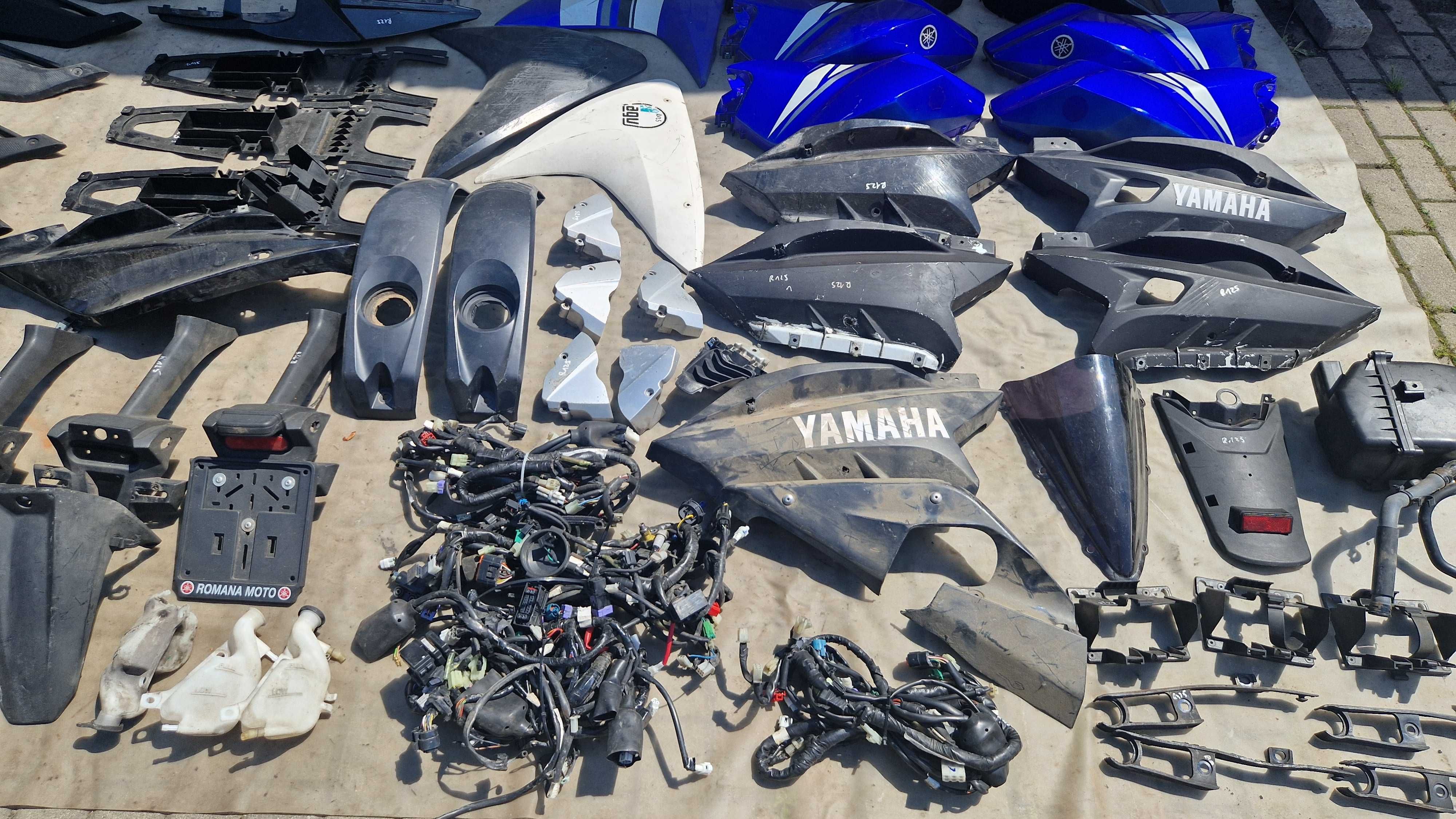 Yamaha YZF R125 zestaw stacyjka korek zamek kluczyk przekaźnik zacisk