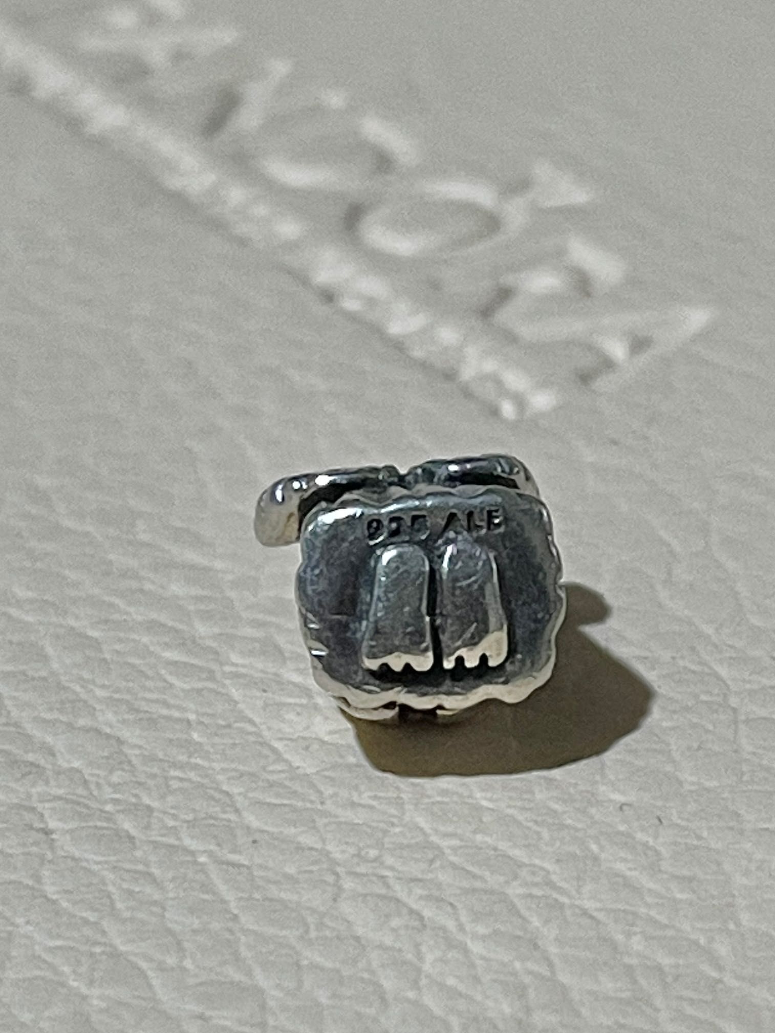 Pandora charms Anioł, aniołek