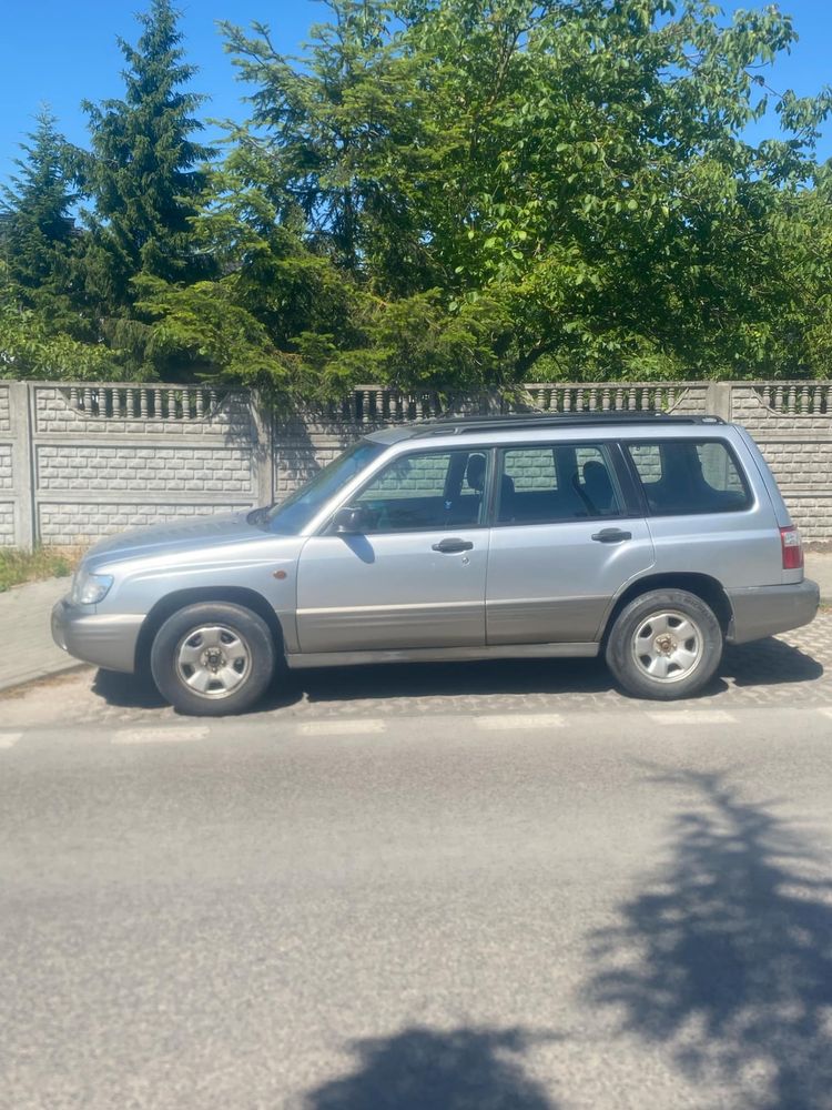Subaru forester 2.0 hak