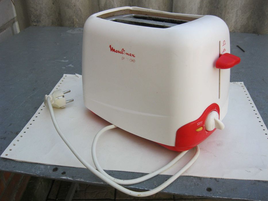 Продам тостер Moulinex