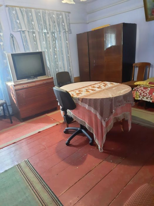 Продається будинок в центрі