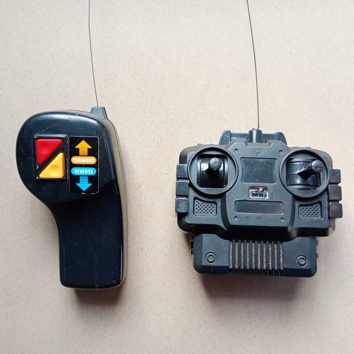 Pilot zdalnego sterowania 27MHz, 6F22