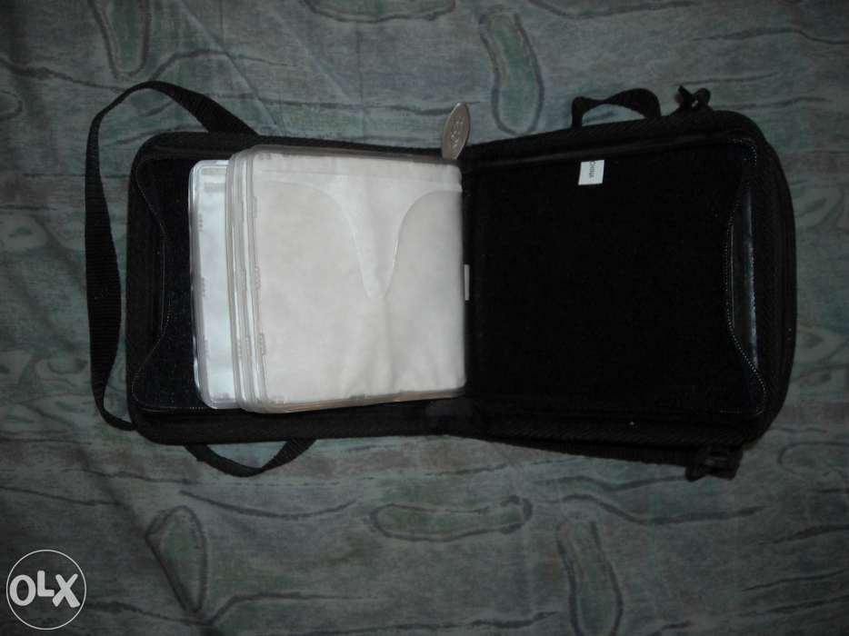 Vendo Bolsa Para Transporte DE CD Player E 12 CD'S