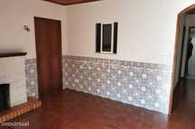Moradia T1 nos Olivais de Anadia