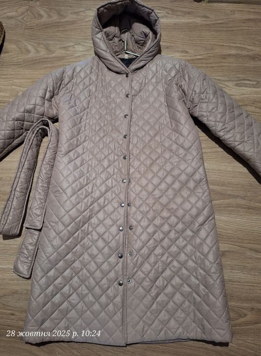 Пальто жіноче стьобане